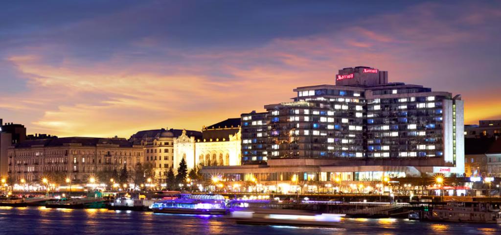 Πάνω από 10.000 ευρωπαϊκά ξενοδοχεία κατά της Booking Πάνω από 10.000 ευρωπαϊκά ξενοδοχεία κατά της Booking